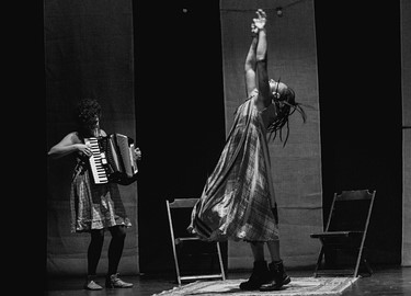 + UMA COMPANHIA: TE VER DE PERTO VALE A VIAGEM